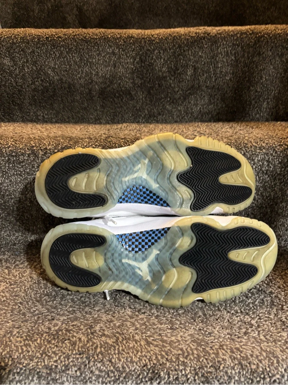 Nike air Jordan 11 Retro Low Legend Blue size 13